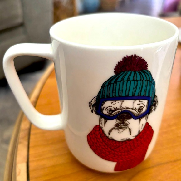 English Bulldog bone china mug designed in England - Picture 2 of 5